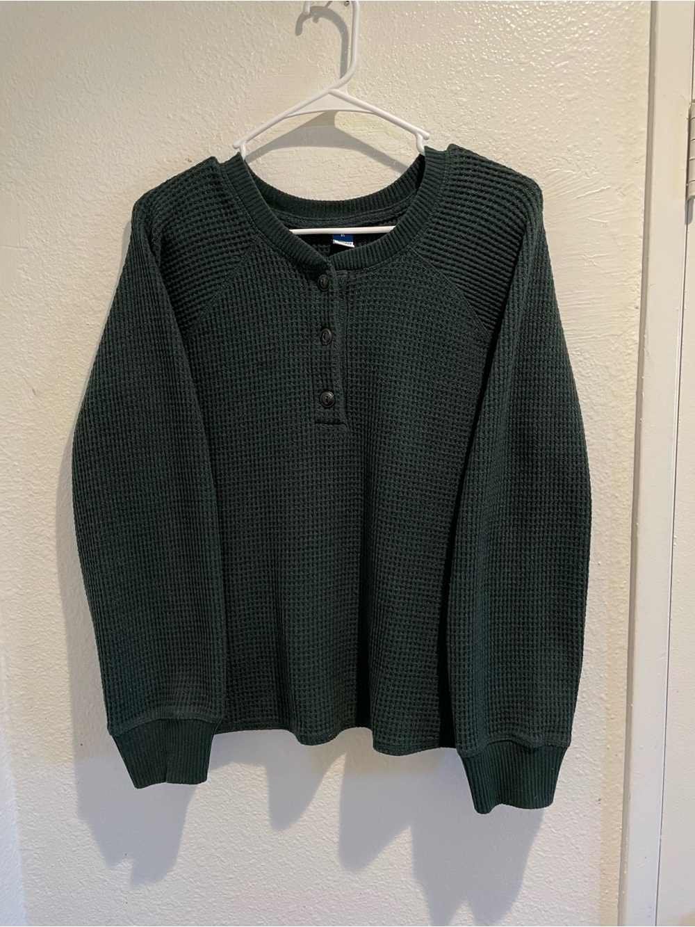🌲 Old Navy Cozy Waffle-Knit Henley Top in Forest Green 🌲 Size XL